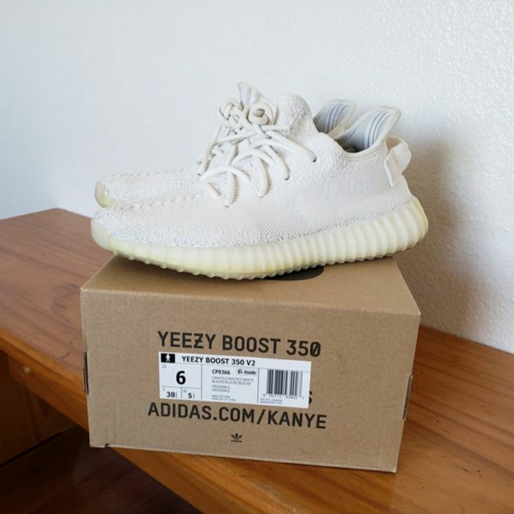 Adidas Yeezy Boost 350 V2 Triple White Size 6